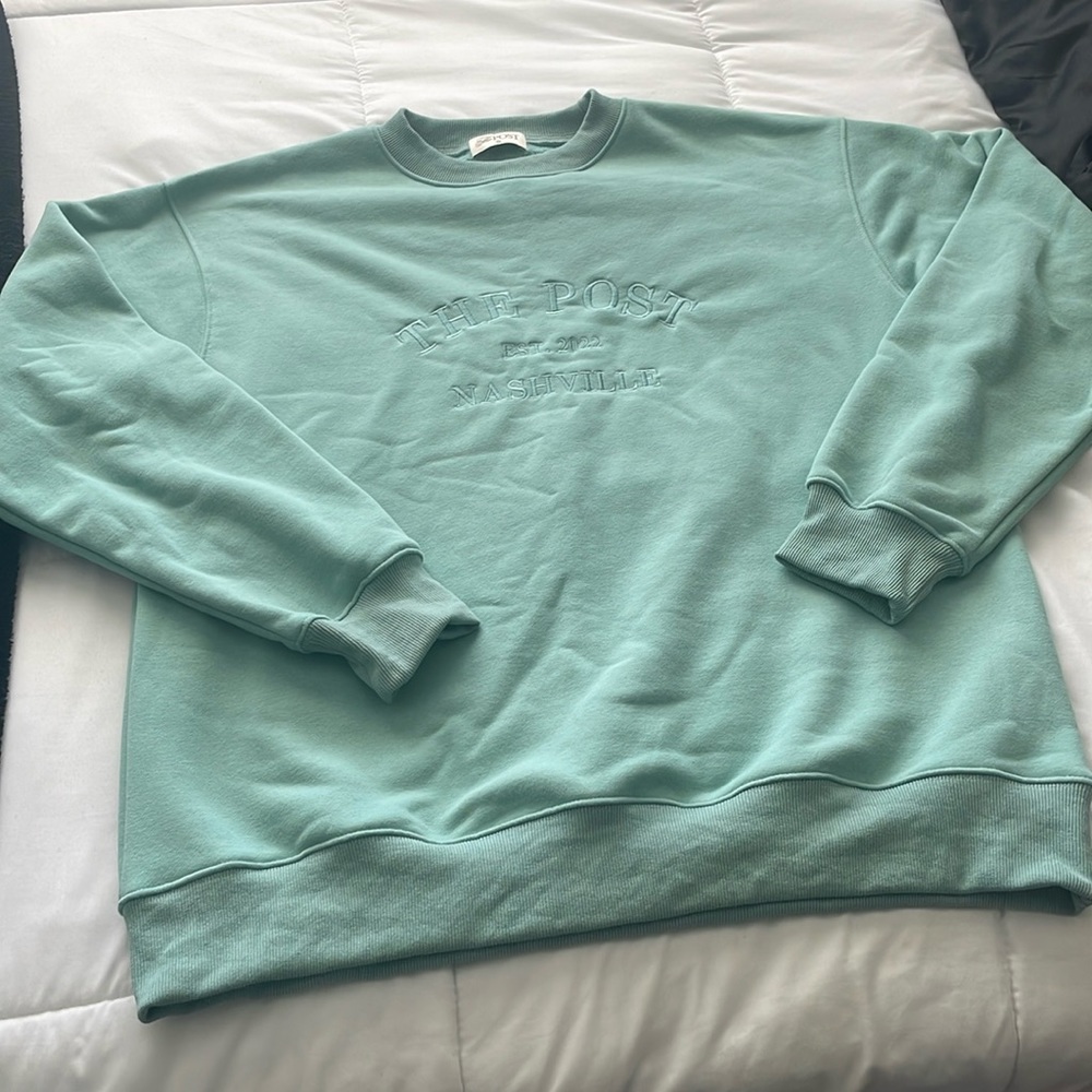 Turquoise the post boutique crewneck